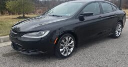 2015 Chrysler 200S