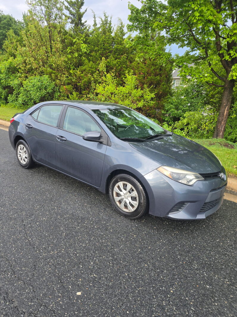 2014 Toyota corolla
