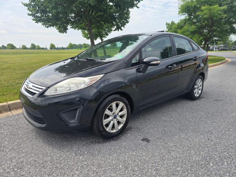 2013 Ford Fiesta SE