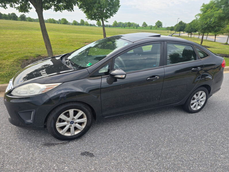 2013 Ford Fiesta SE