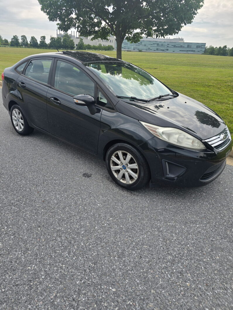 2013 Ford Fiesta SE