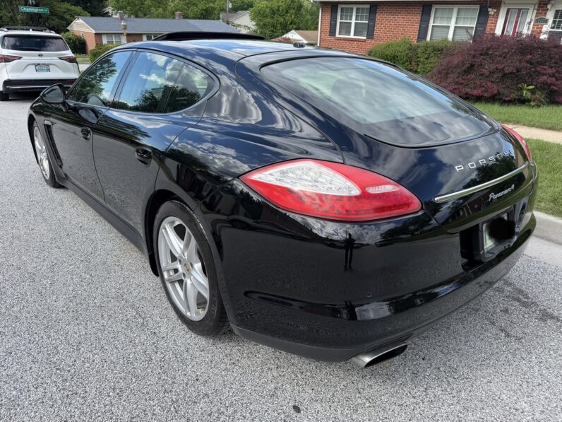 2012 Porsche Panamera 4