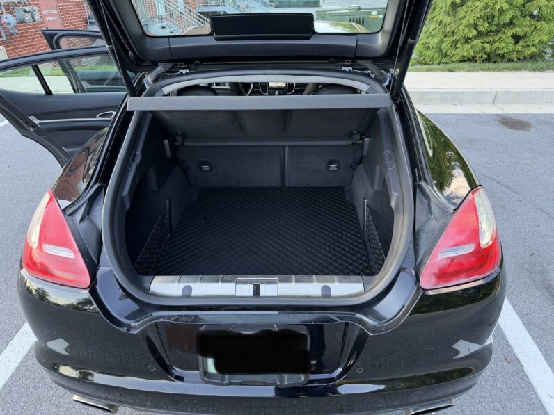 2012 Porsche Panamera 4
