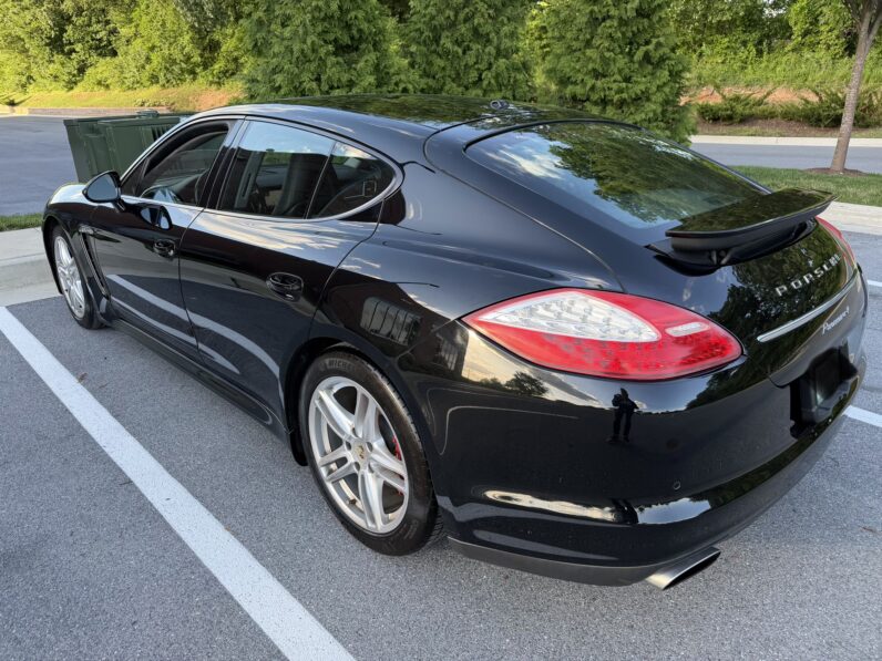 2012 Porsche Panamera 4