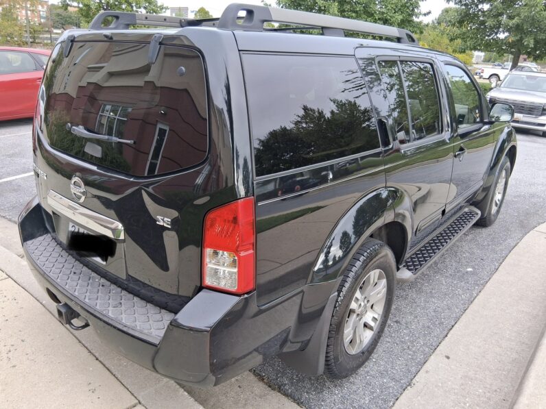 2010 Nissan Pathfinder SE