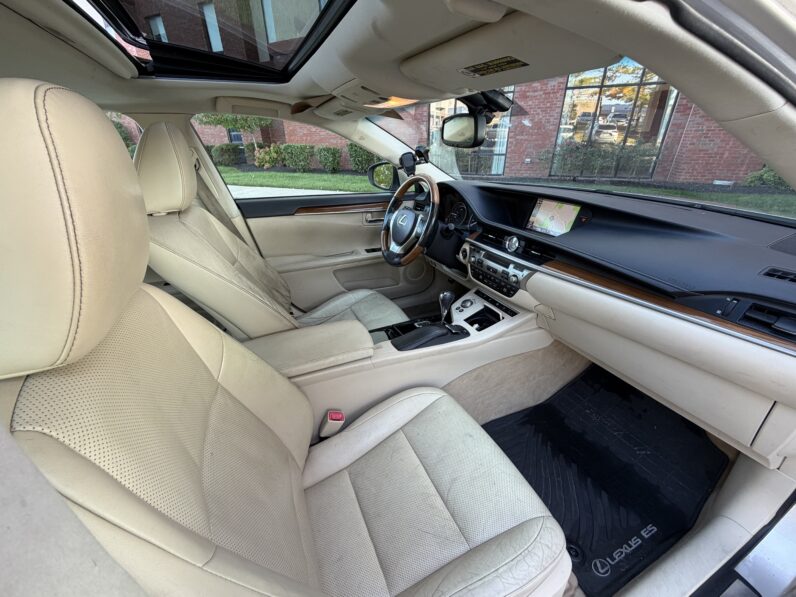2014 Lexus ES300h