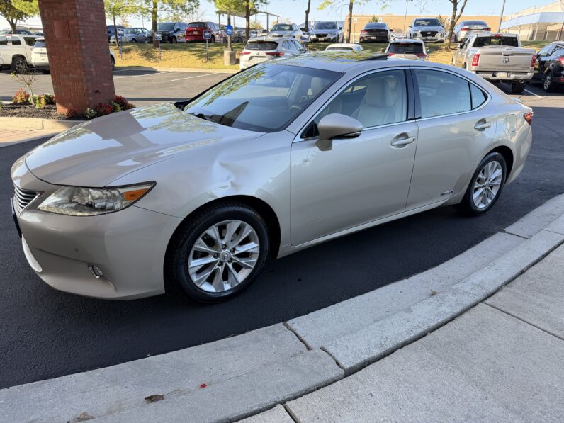 2014 Lexus ES300h